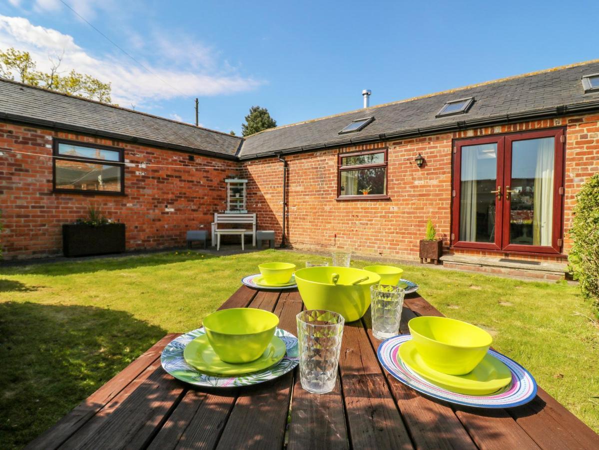 1 Pines Farm Cottages Ulleskelf Экстерьер фото